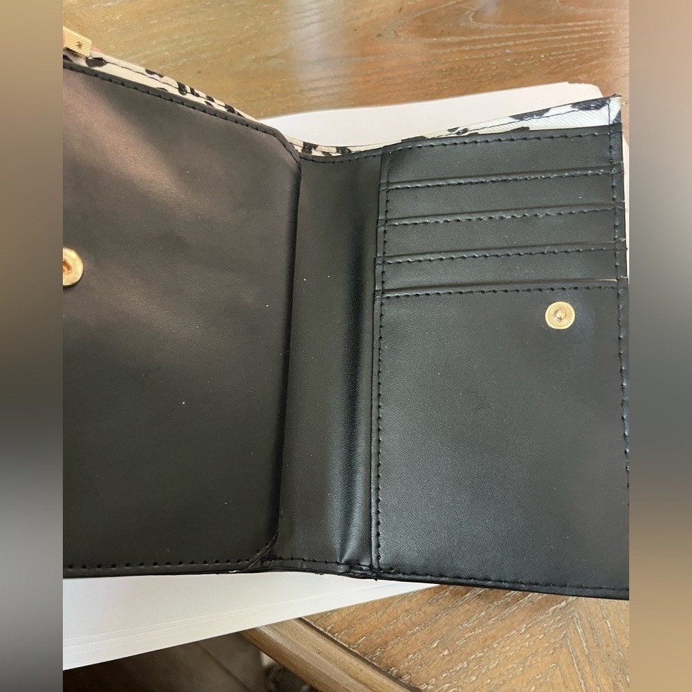 Jessica Simpson wallet black‎ vegan leather - Picture 2 of 5